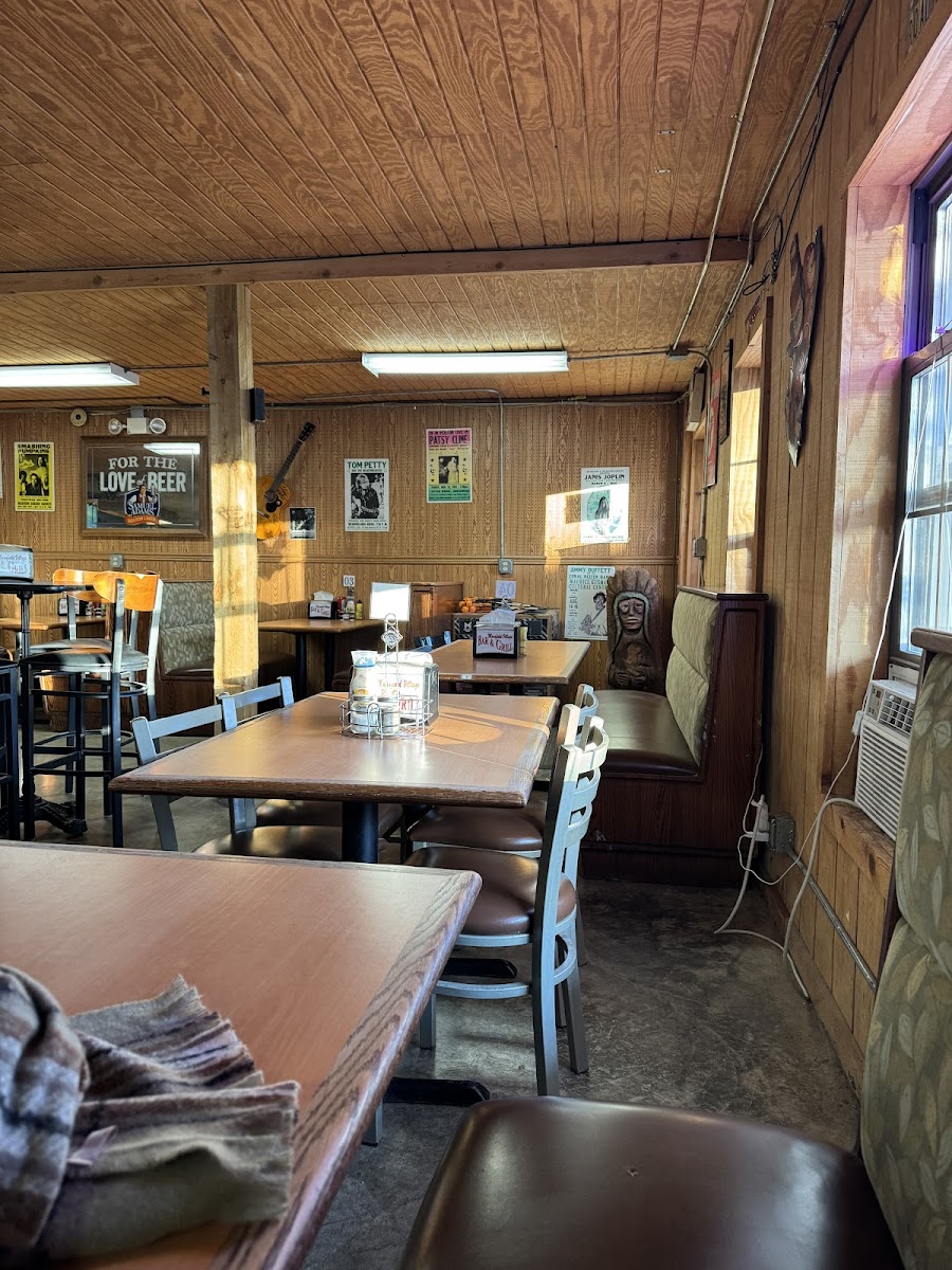 Mansfield Village Bar And Grilll Photos 2